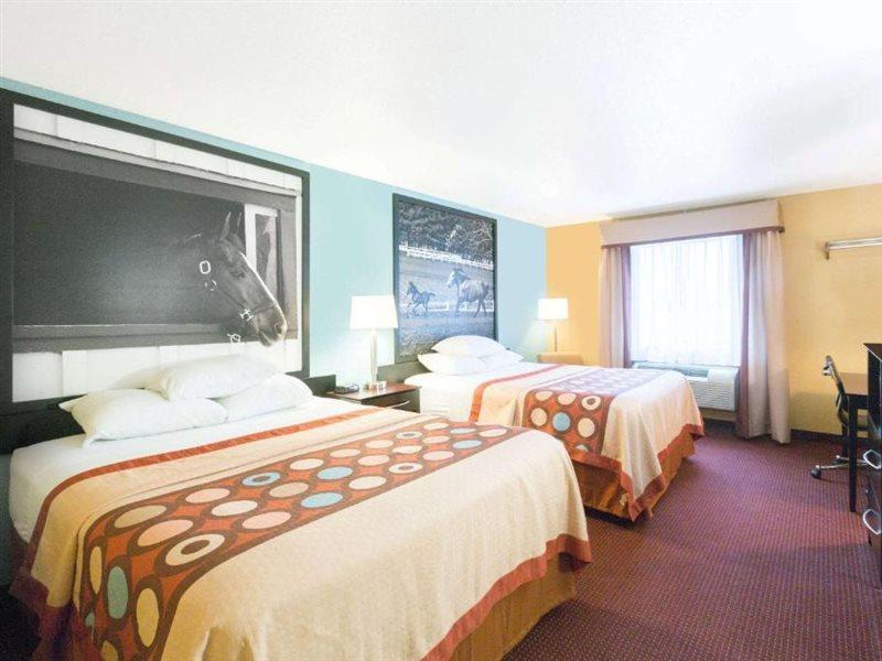 Super 8 By Wyndham Richmond Hotel Kültér fotó