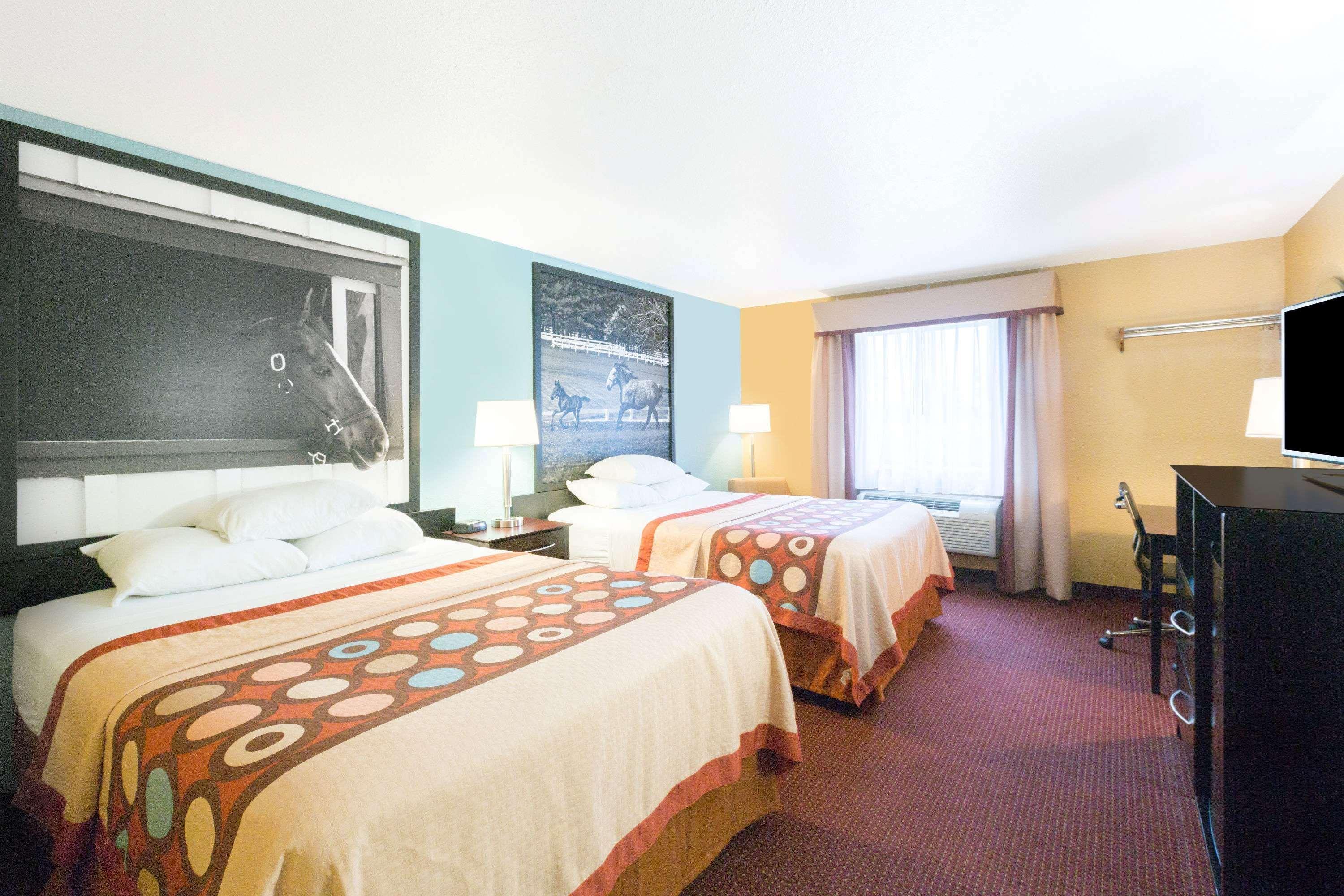 Super 8 By Wyndham Richmond Hotel Kültér fotó