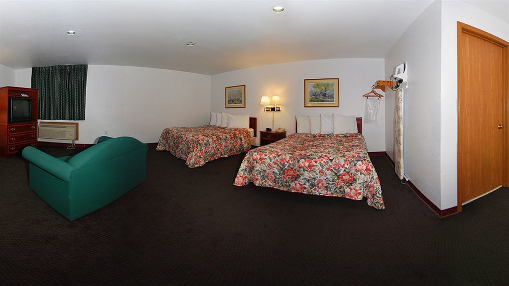 Super 8 By Wyndham Richmond Hotel Kültér fotó